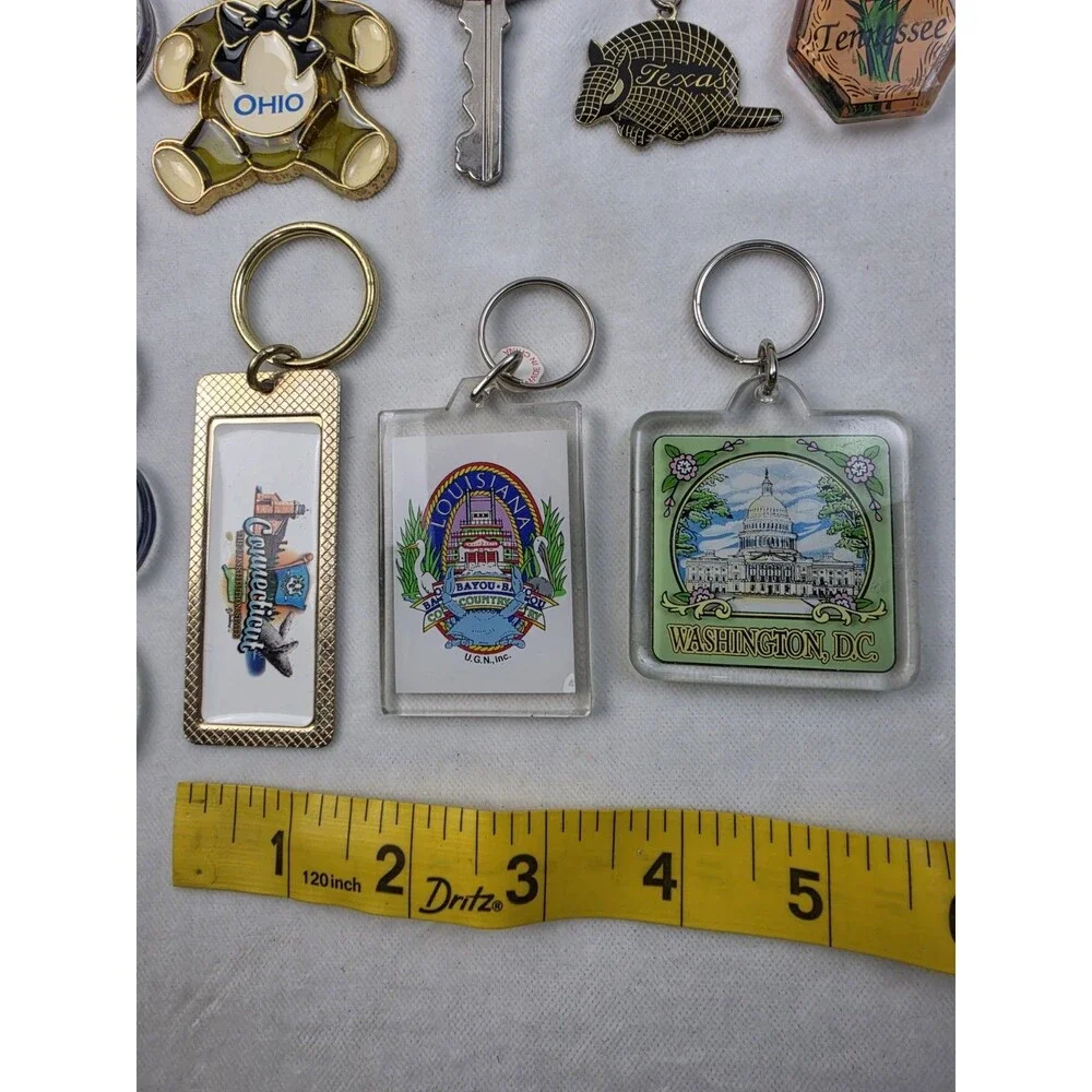 US States Travel Souvenir Keychains Lot (12 Pieces)
